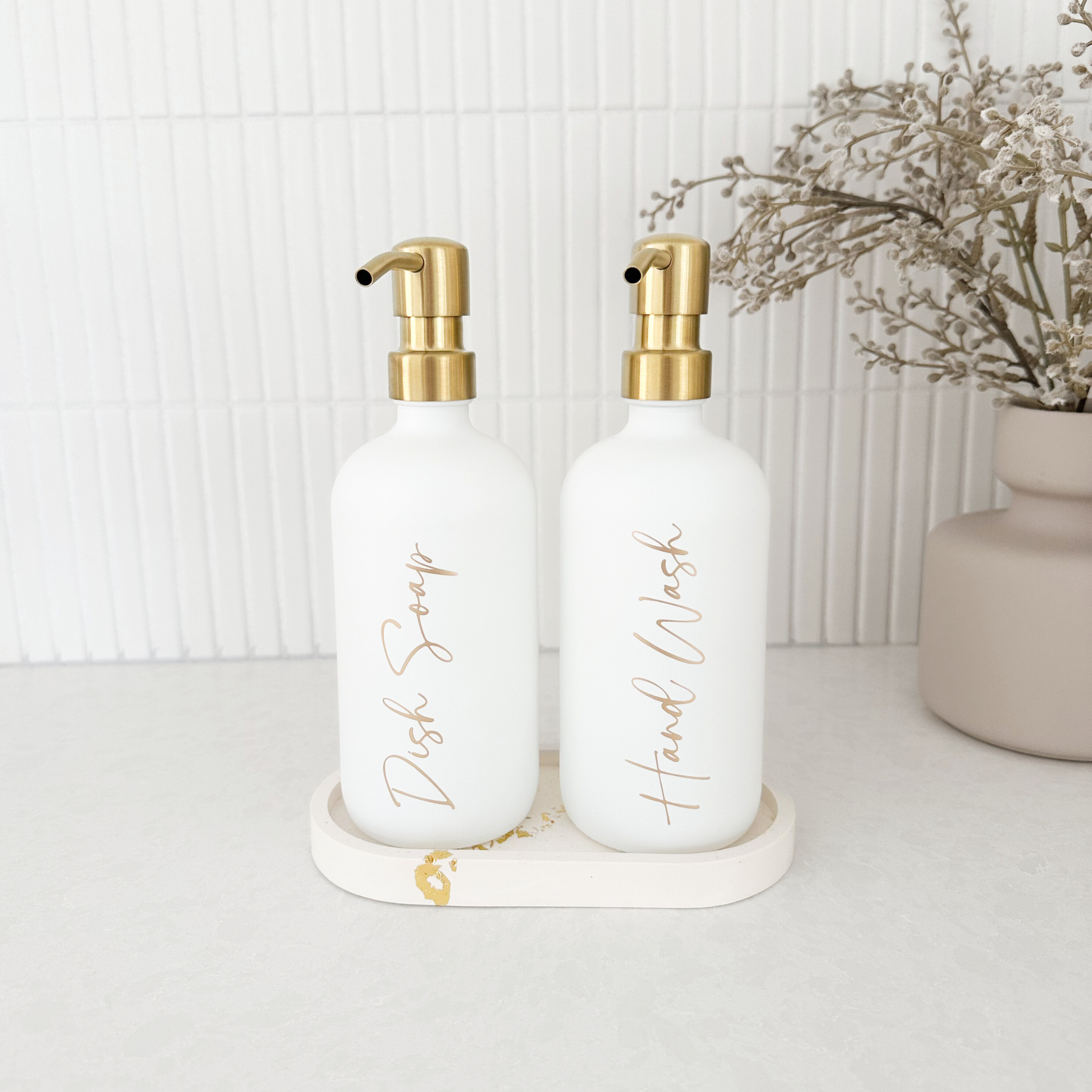 2pcs 500ml White Glass Pump Bottle including label